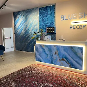 blue-shades-aparthotel.it-tuscanyhotel.com/
