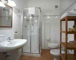 villa-ferraia.it-tuscanyhotel.com/
